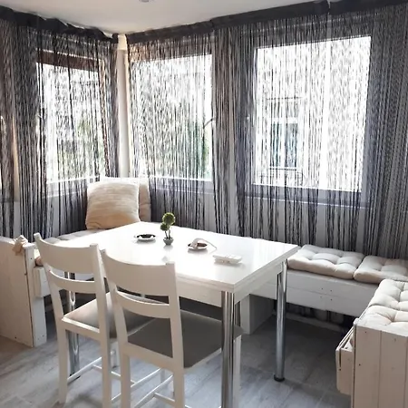 Center 4-bedroom Apartament